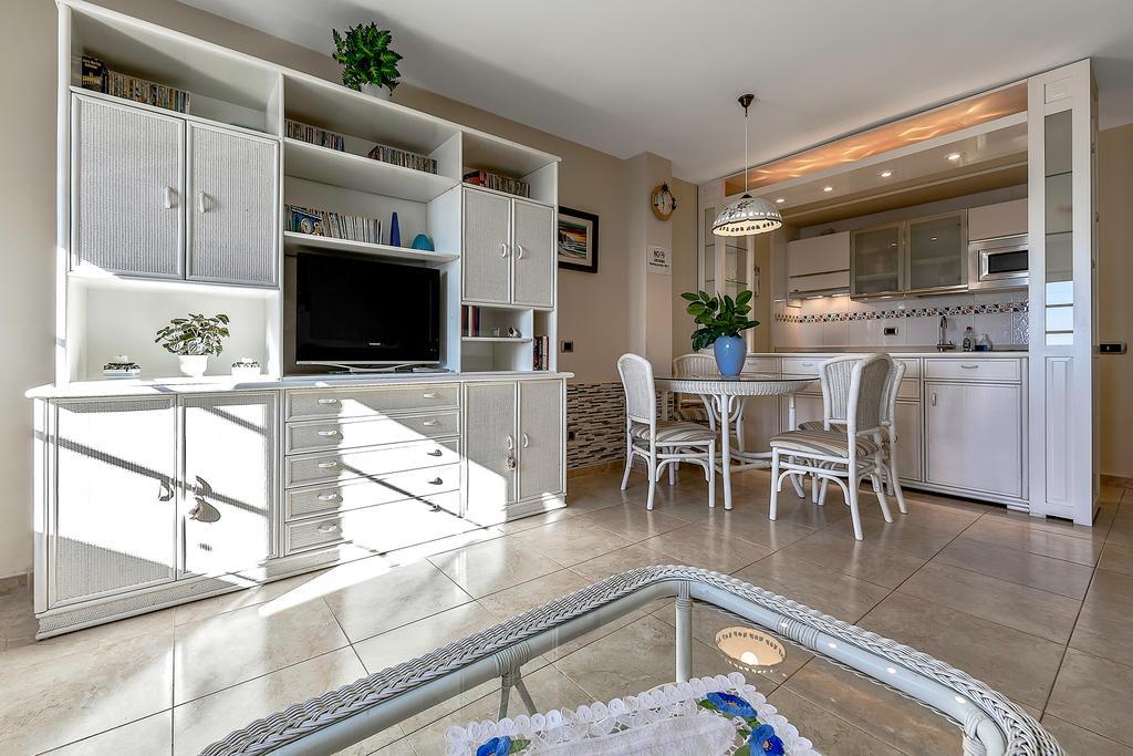 أذيخي Apartment Sunset Harbour المظهر الخارجي الصورة